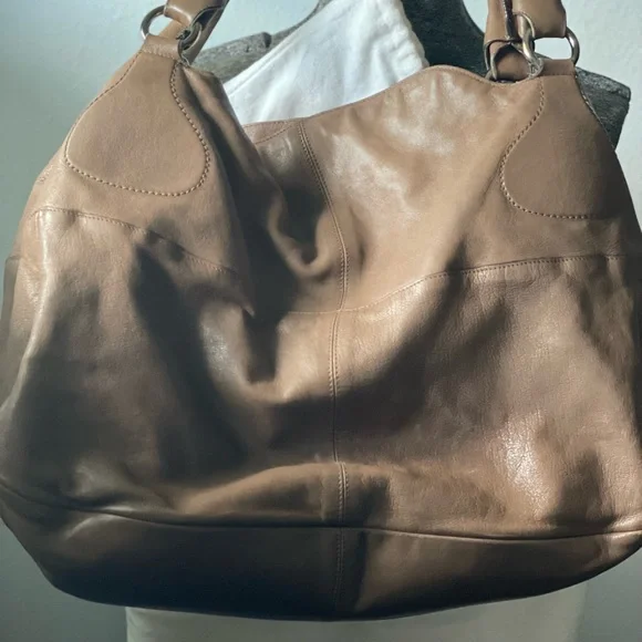 Ferragamo - Picture 11 of 11